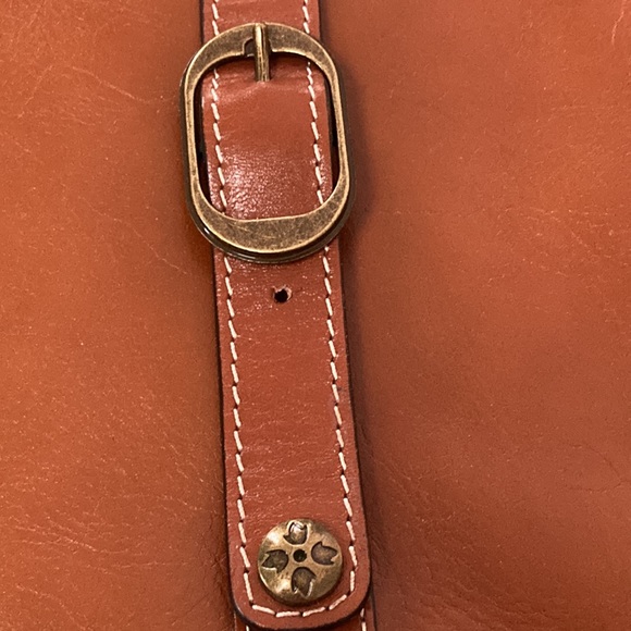 Like New Patricia Nash Cognac Leather Crossbody Bag - Picture 10 of 16